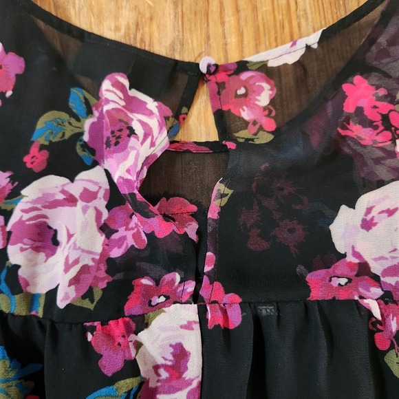 Lane Bryant Sz 26 4XL Black Floral Blouse Tunic Roses Lace Trim Mesh 1/2 Sleeve - Picture 4 of 14